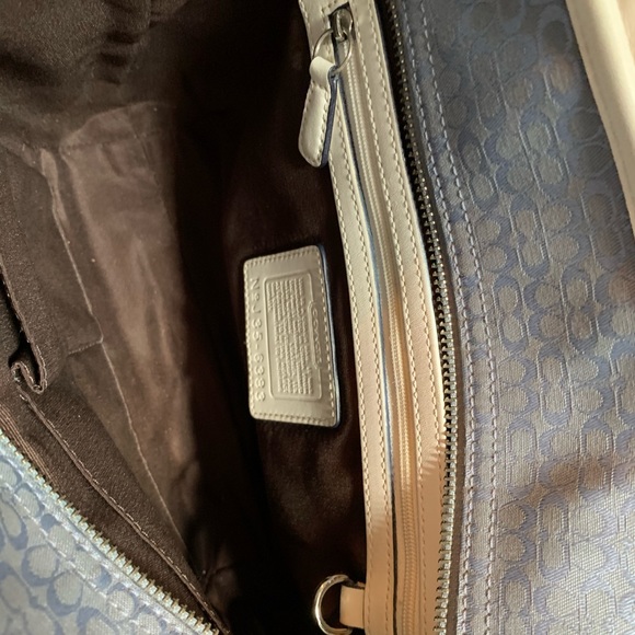 Authentic Coach Medium Blue & White Tote J35-6383 - Picture 7 of 8